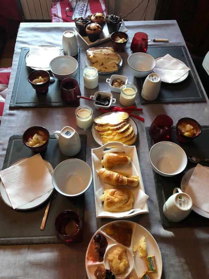 Murat Les Chambres De Cathy מראה חיצוני תמונה